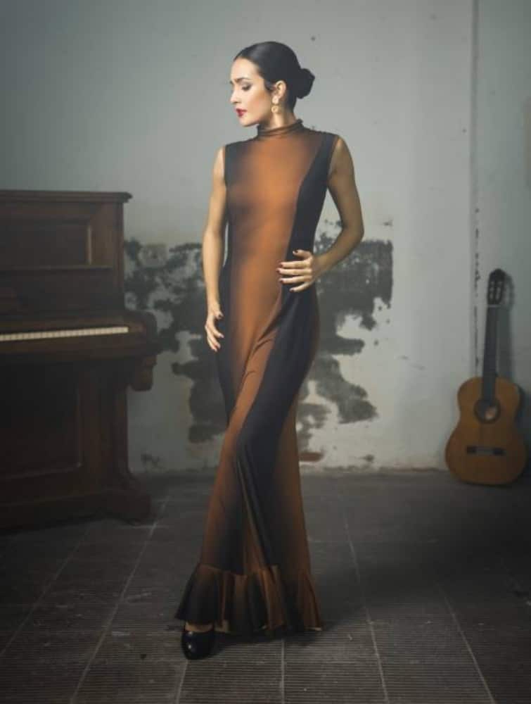 Vestido flamenco cuello alto